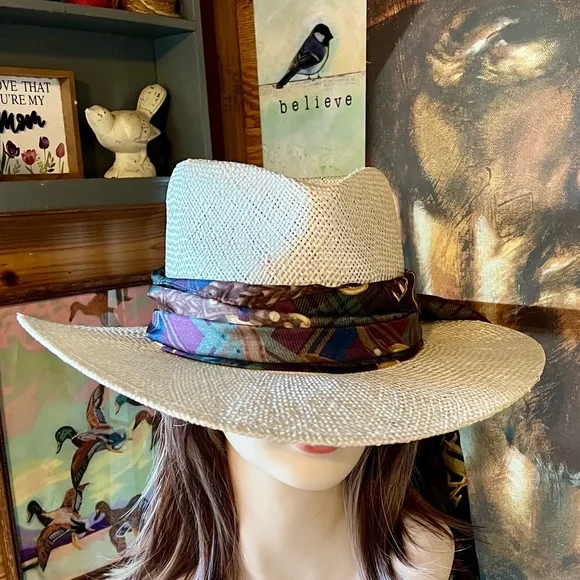 Lack of Color for Free People Oasis Fedora - yawarperutours.com display picture 1